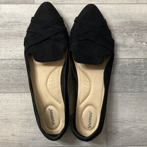 Black Pointed Toe Comfort Flats